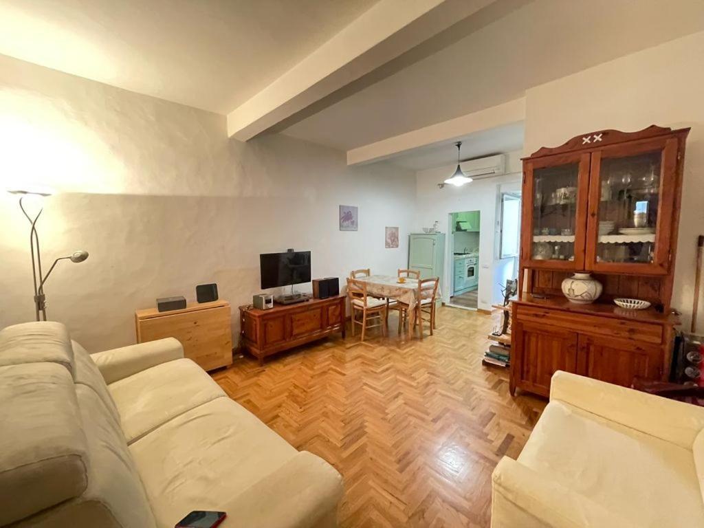 Appartamento Alessia Floransa Dış mekan fotoğraf